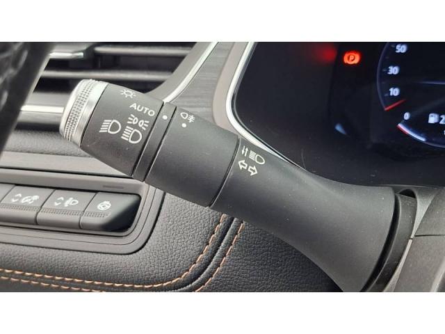 Renault Captur image 1
