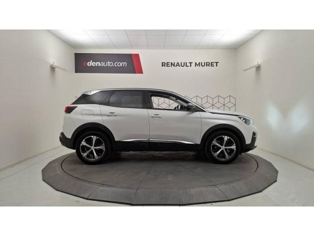 Peugeot 3008 image 2