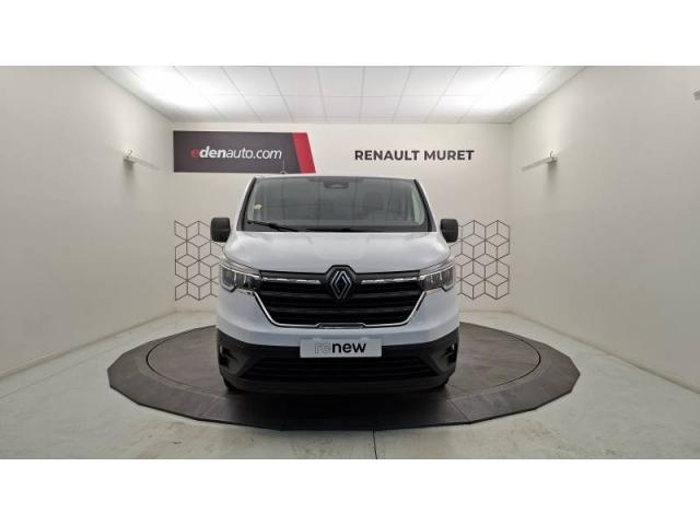 Renault Trafic image 2