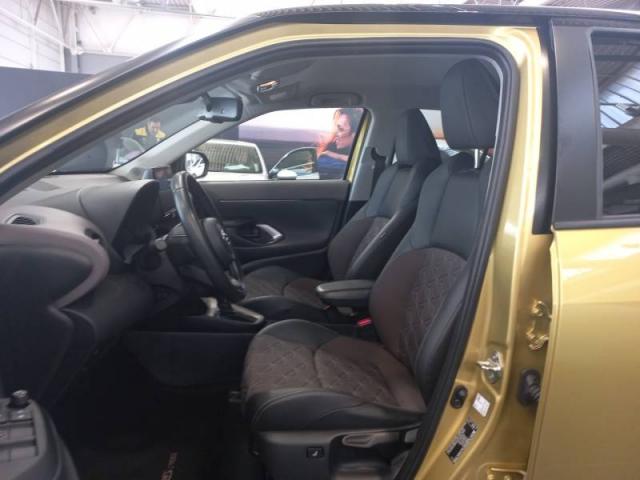 Toyota Yaris image 5