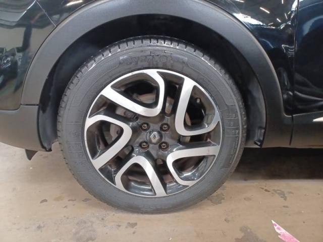 Renault Captur image 2