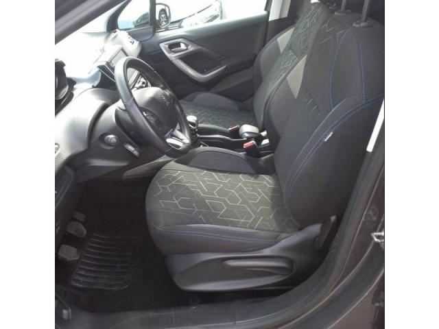 Peugeot 2008 image 9