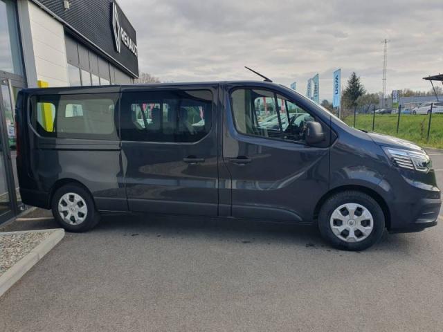 Renault Trafic image 1