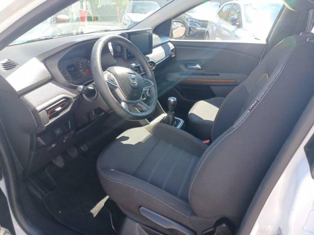 Dacia Sandero image 9