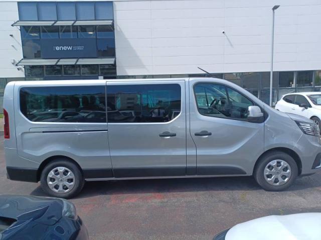 Renault Trafic image 1
