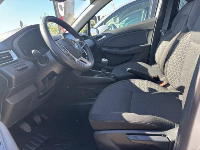Renault Clio image 9
