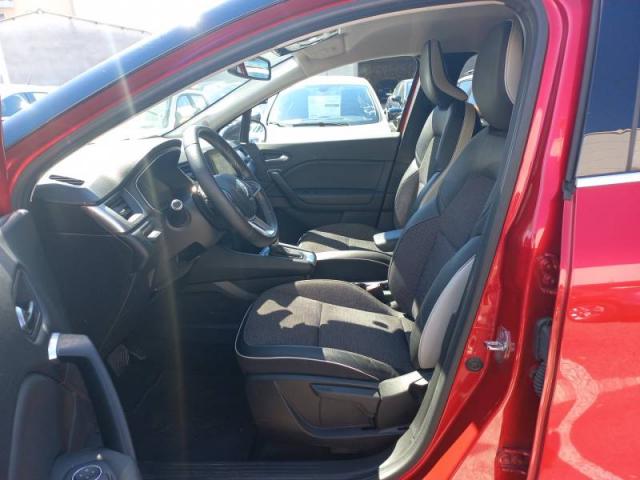 Renault Captur image 9