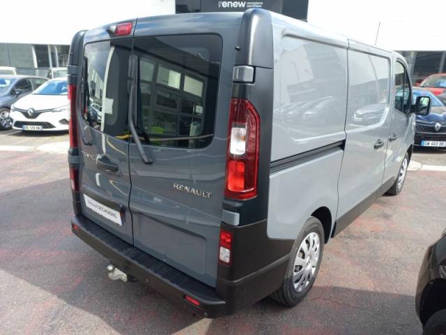 Renault Trafic image 2