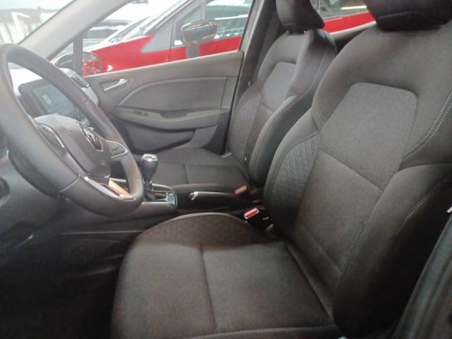 Renault Clio image 6