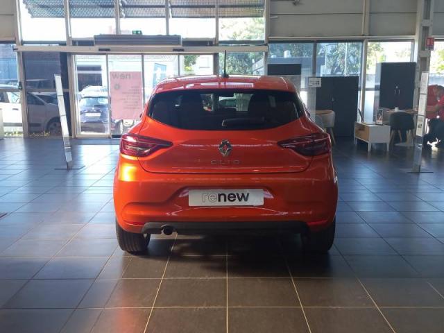 Renault Clio image 2