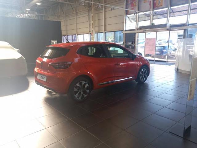 Renault Clio image 8