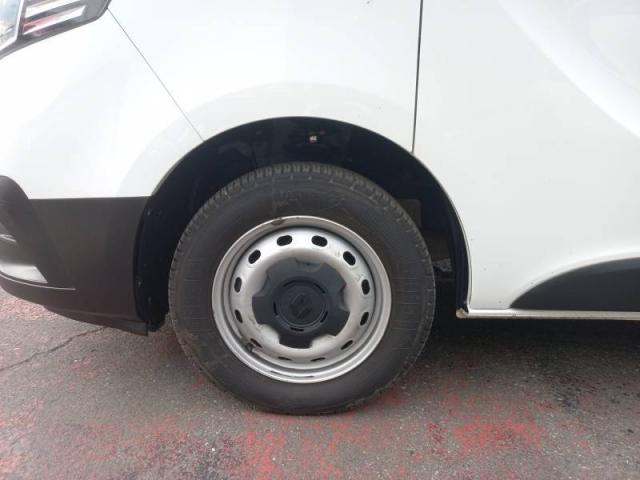Renault Trafic image 3