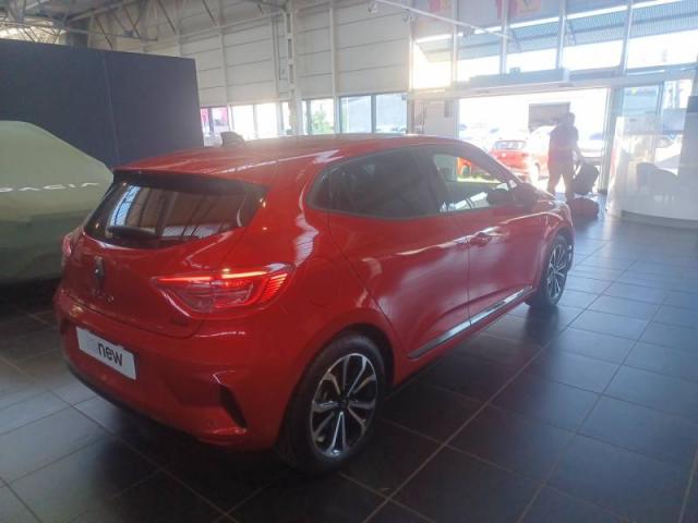 Renault Clio image 9