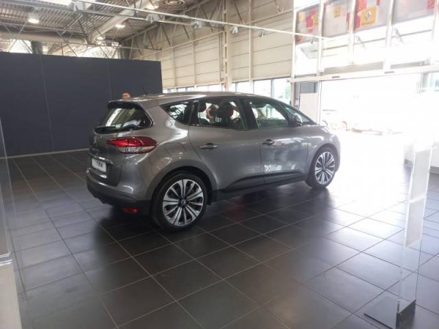 Renault Scénic image 2