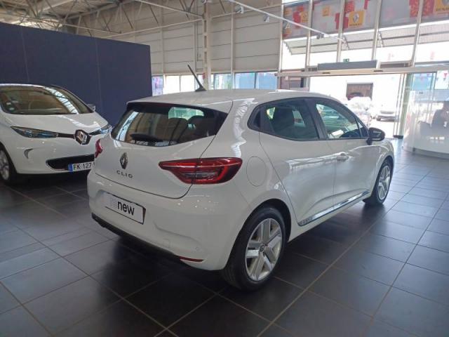 Renault Clio image 2