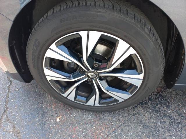 Renault Clio image 9