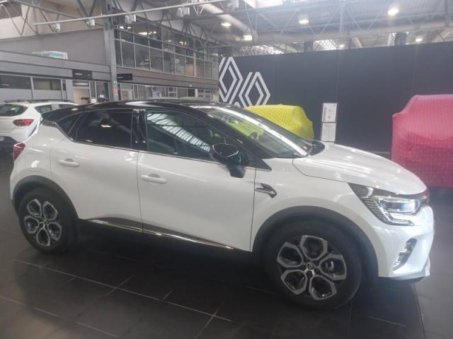 Renault Captur image 2