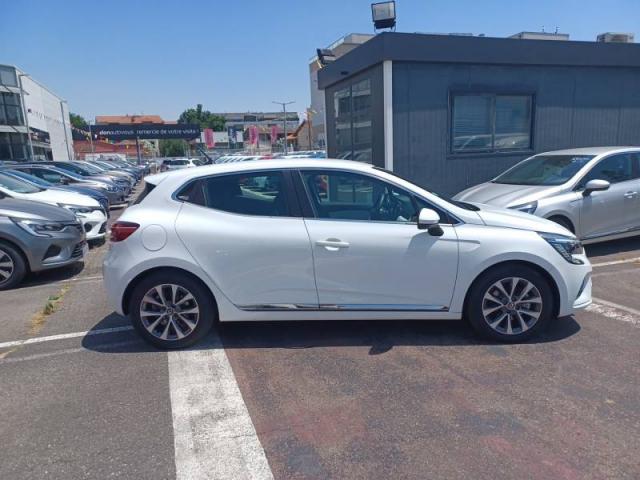 Renault Clio image 9