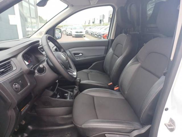 Renault Express image 2