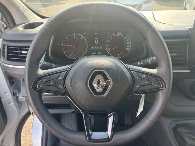 Renault Trafic image 8