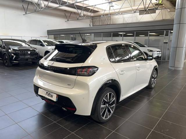 Peugeot 208 image 2