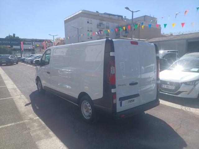 Renault Trafic image 9