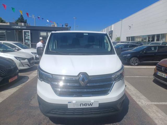 Renault Trafic image 2