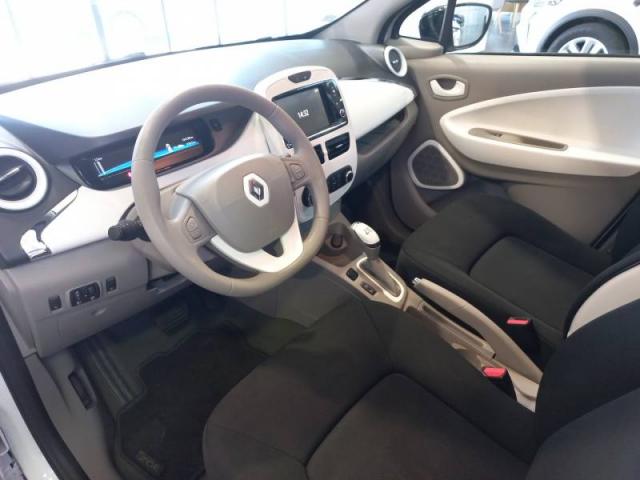 Renault Zoe image 8