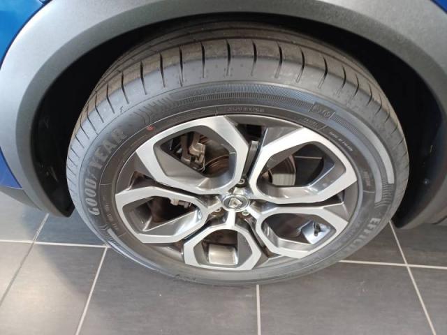 Renault Captur image 9