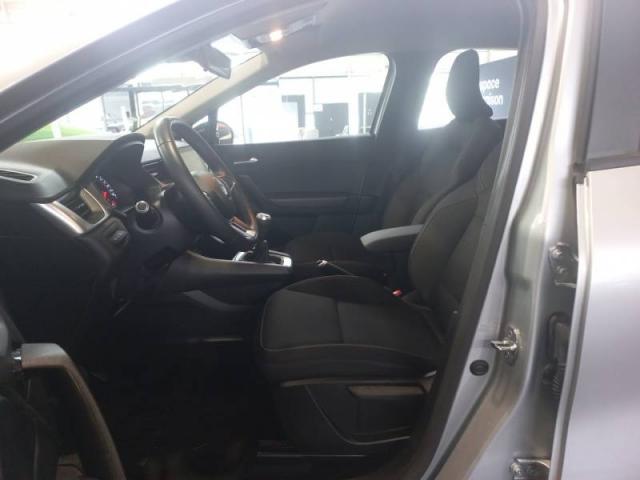 Renault Captur image 8