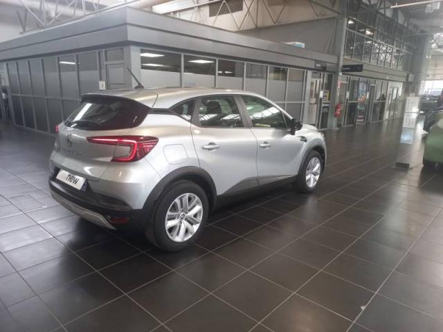 Renault Captur image 2
