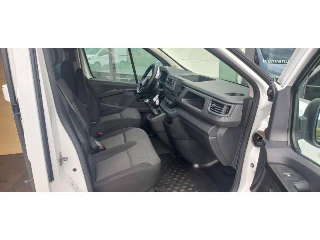 Renault Trafic image 6