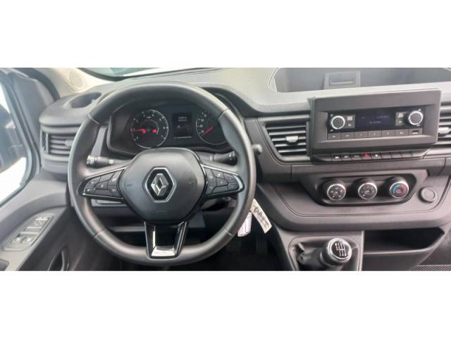 Renault Trafic image 7