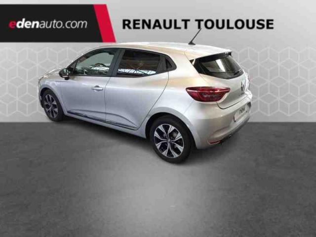 Renault Clio image 9
