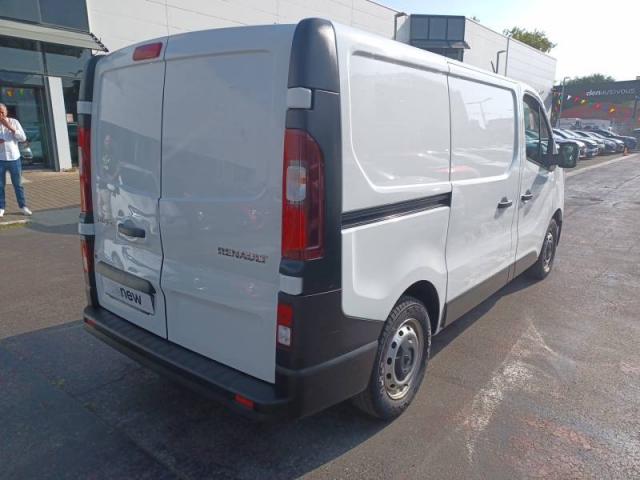 Renault Trafic image 8