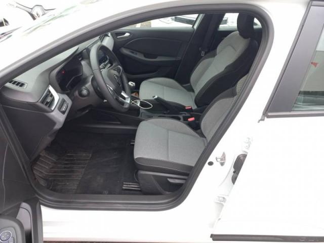 Renault Clio image 2