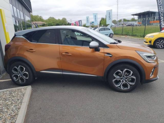Renault Captur image 2