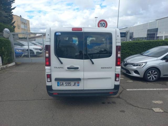 Renault Trafic image 2