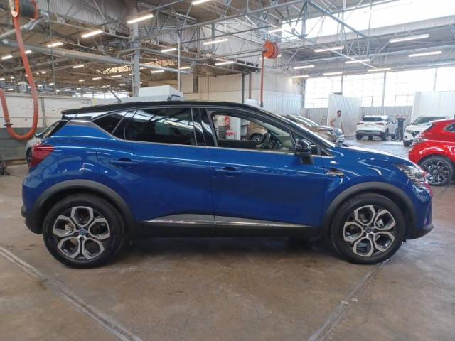 Renault Captur image 2