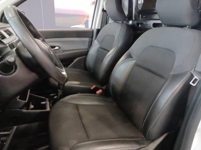 Renault Express image 2
