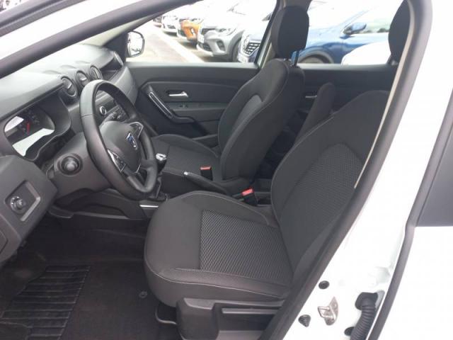 Dacia Duster image 1