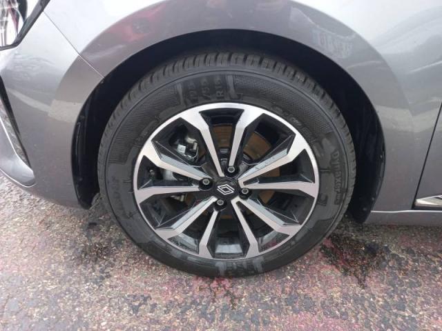 Renault Clio image 9