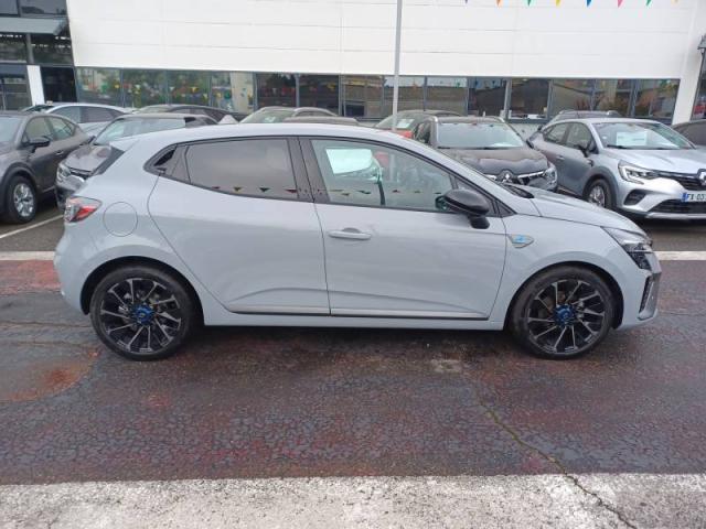 Renault Clio image 2