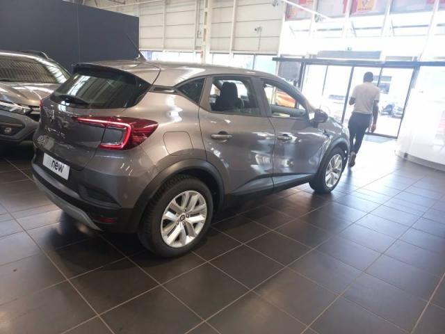 Renault Captur image 8