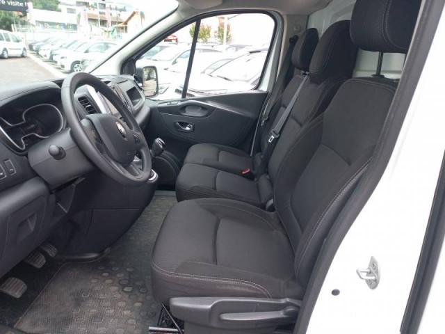 Renault Trafic image 9