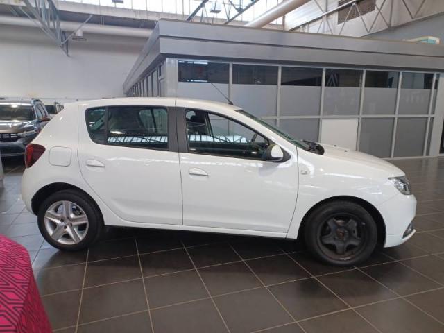 Dacia Sandero image 2
