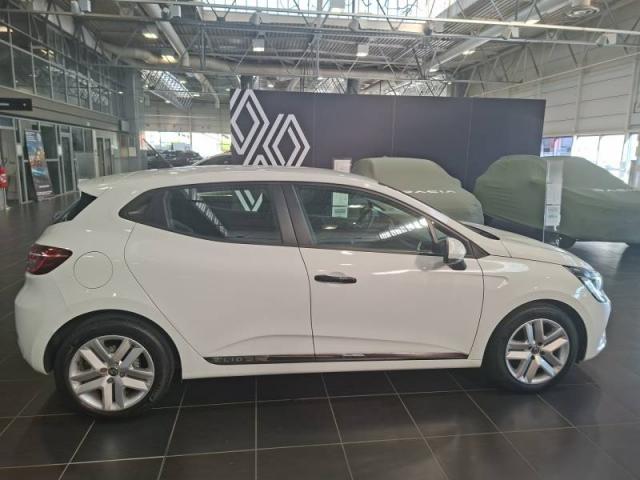 Renault Clio image 8