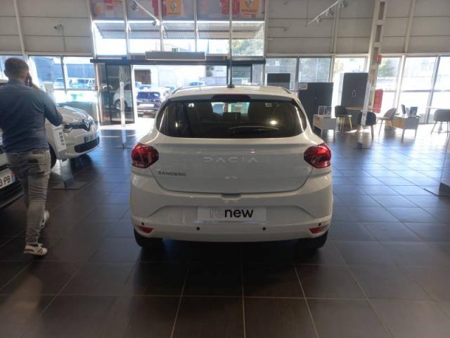 Dacia Sandero image 3