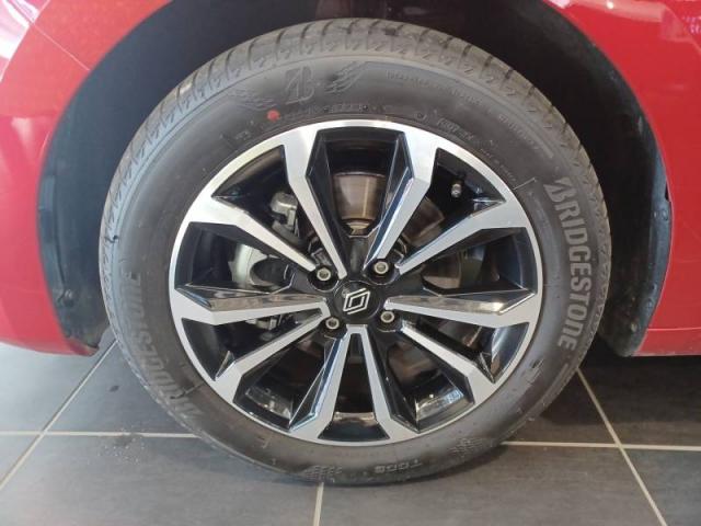 Renault Clio image 8