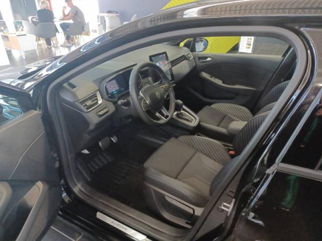 Renault Clio image 8